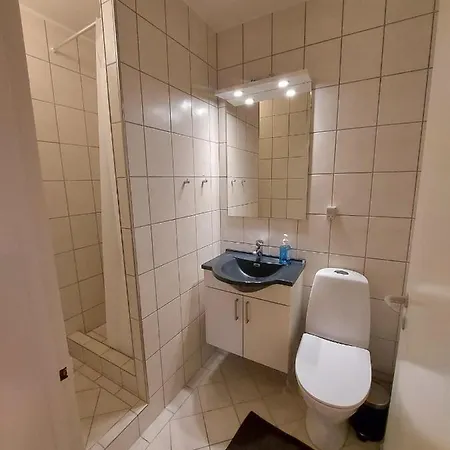 Two Bedroom In Nyborg, Helletoften 11 * Nyborg